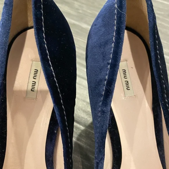 Miu miu vintage designer Blue velvet bow pump women’s heel shoes size 38 1/2 - Picture 2 of 6
